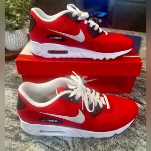 Nike Air Max 90 Ultra Essential Shoes - Size 9.5 Men’s